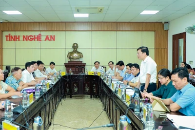 Chủ tịch Ủy ban nhân dân tỉnh Nghệ An Lê Hồng Vinh tiếp công dân phiên định kỳ tháng 6/2025.