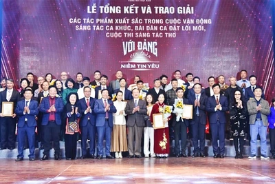 “Với Đảng vẹn toàn niềm tin yêu”