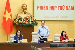 Chủ tịch Quốc hội Trần Thanh Mẫn, Chủ tịch Hội đồng bầu cử quốc gia phát biểu kết luận phiên họp. (Ảnh: DUY LINH)