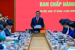 Thường trực Ban Bí thư Trần Cẩm Tú, Bí thư Đảng ủy các cơ quan Đảng Trung ương phát biểu kết luận hội nghị. (Ảnh: DUY LINH)