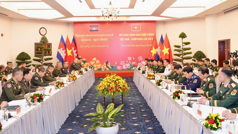 Quang cảnh buổi đối thoại chính sách quốc phòng Việt Nam-Campuchia.