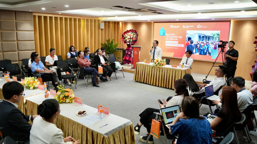 Quang cảnh buổi hội thảo.