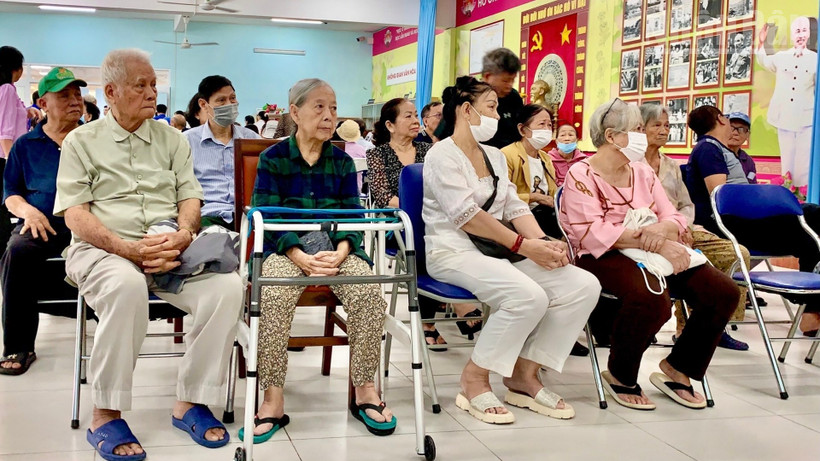 Người cao tuổi thuộc đối tượng dễ bị tổn thương bởi virus hợp bào hô hấp.