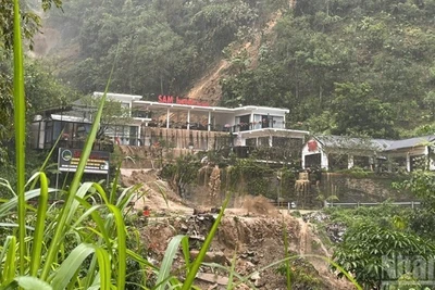 Lũ quét xảy ra tại đèo Khau Phạ.