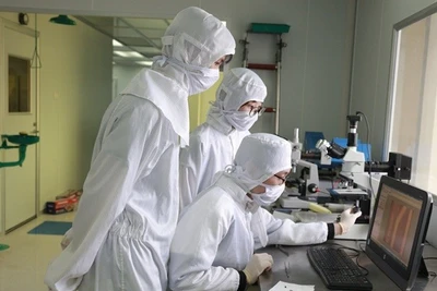 Phòng sạch thuộc Trung tâm Nano và Năng lượng, khoa Vật lý, Trường đại học Khoa học Tự nhiên, Đại học Quốc gia Hà Nội.