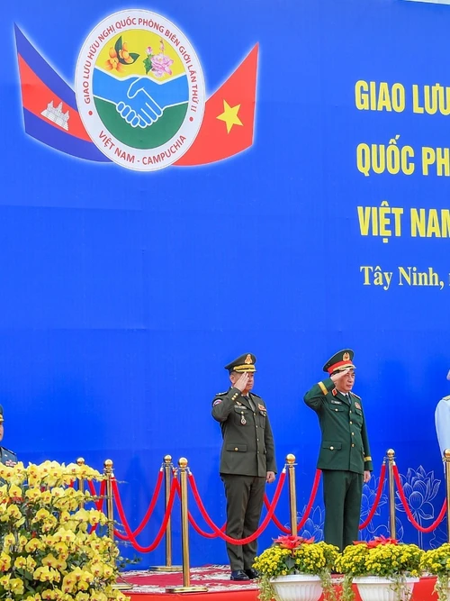 Quang cảnh buổi lễ.