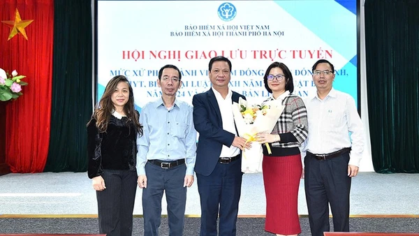 Các đại biểu tham gia chương trình giao lưu trực tuyến. (Ảnh HSS)