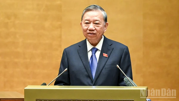 Tổng Bí thư Tô Lâm phát biểu chỉ đạo Hội nghị. (Ảnh: DUY LINH) 