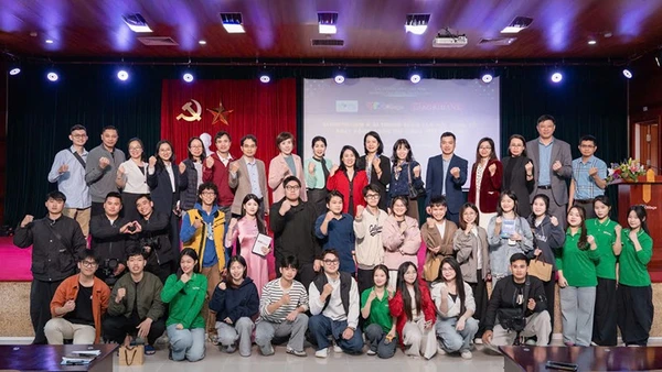 Các đại biểu và sinh viên tại lễ phát động cuộc thi tại Trường cao đẳng Truyền hình, Đài Truyền hình Việt Nam. (Ảnh BTC)