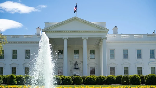 Ảnh: https://www.whitehouse.gov/