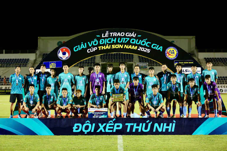 U17 Nam Dinh ក៏មានការប្រកួតដ៏ជោគជ័យផងដែរ។ 144783319943042923-1.jpg