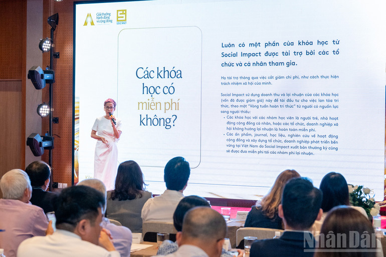 Bà Trần Mai Anh chia sẻ tại lễ công bố. ndo_br_chi-2622-sao-chep.jpg