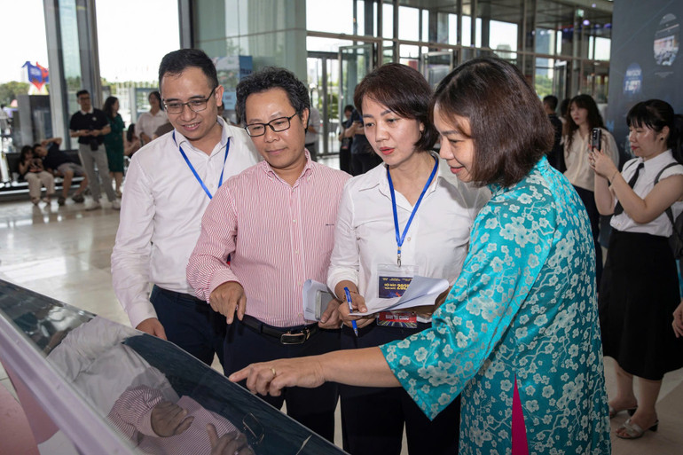 (Ảnh: SƠN TÙNG) 17bbc462e91f5e41070e.jpg