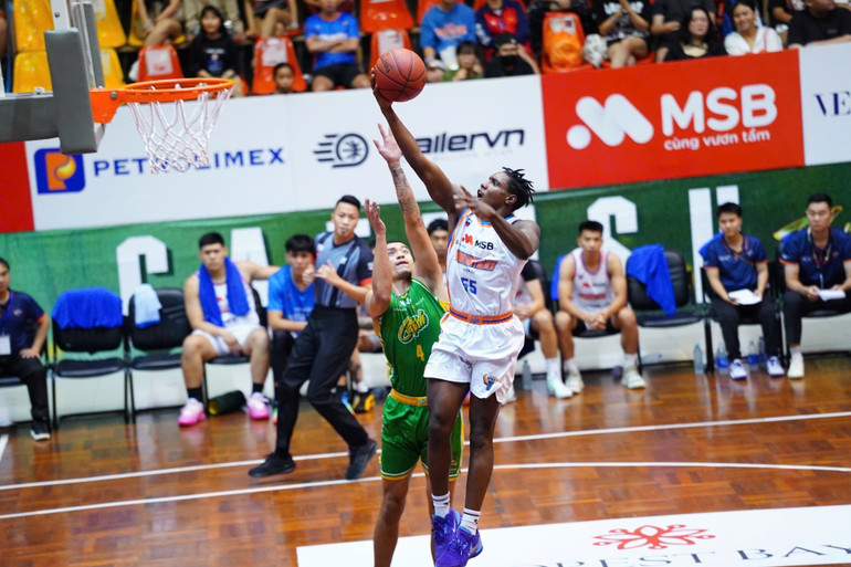 Pha đột phá tốc độ của DaQuan Bracey. (Ảnh: VBA) img-4539.jpg