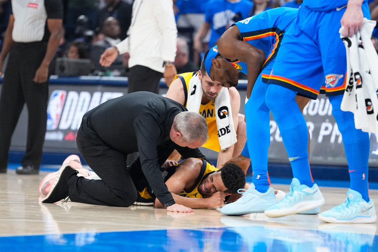 Tyrese Haliburton đã không thể quay lại trận đấu chung kết với chấn thương bong gân Achilles. (Ảnh: NBA) image001-copy.jpg