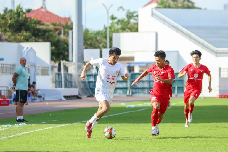 U21 PVF vươn lên dẫn trước 1-0 sau hiệp 1. (Ảnh: VFF) z6859947980635-9dc3b3e9c94488b4879c27ae4d79dfce-e1753961345172.jpg