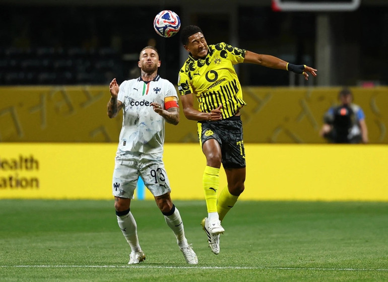 Dortmund được xem như ẩn số khó đoán của giải đấu. (Ảnh: CWC) 6.jpg