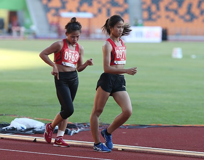 Sứ mệnh thầm lặng của nhà vô địch đi bộ Thu Trang thutrang7.jpg