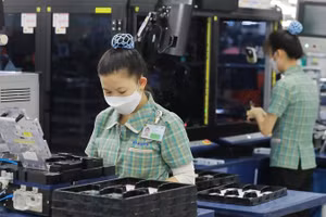 Điện thoại thông minh chiếm tỷ trọng lớn trong cơ cấu hàng hóa xuất khẩu trên địa bàn tỉnh Thái Nguyên.