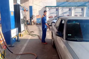 Hầu hết các cửa hàng bán lẻ xăng dầu trên địa bàn tỉnh Thái Nguyên đã chuyển sang bán xăng sinh học E10.
