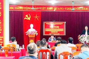 Xã Trại Cau lấy ý kiến cử tri nơi công tác đối với người ứng cử đại biểu Hội đồng nhân dân xã.