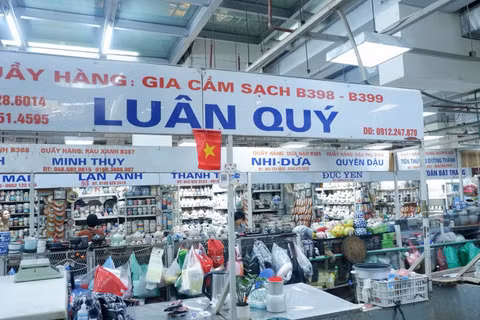 Ki-ốt chợ Hàng Da sau quy hoạch. (Ảnh: Nhật Ánh)