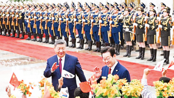 Tổng Bí thư, Chủ tịch Trung Quốc chủ trì lễ đón Tổng thống Hàn Quốc. (Ảnh: TÂN HOA XÃ)