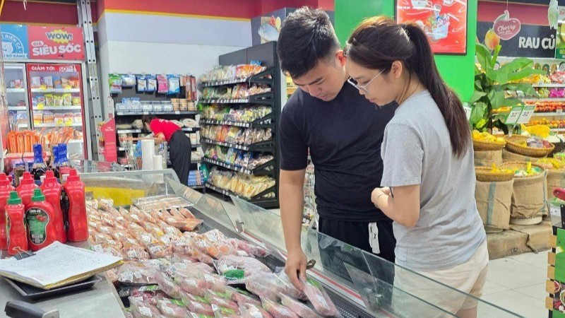 Thị trường bán lẻ Việt Nam hiện đang trong giai đoạn phát triển. (Ảnh: KIM DUNG)