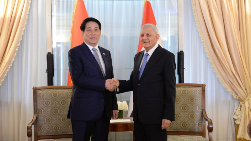 Chủ tịch nước Lương Cường gặp Tổng thống Iraq Abdul Latif Rashid. (Ảnh: XUÂN KỲ)