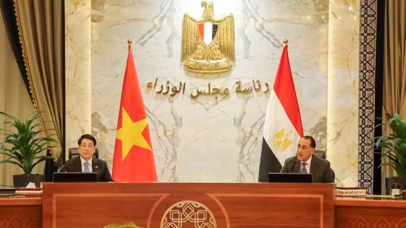 Chủ tịch nước Lương Cường hội kiến Thủ tướng Ai Cập Mostafa Madbouly. (Ảnh: XUÂN KỲ)