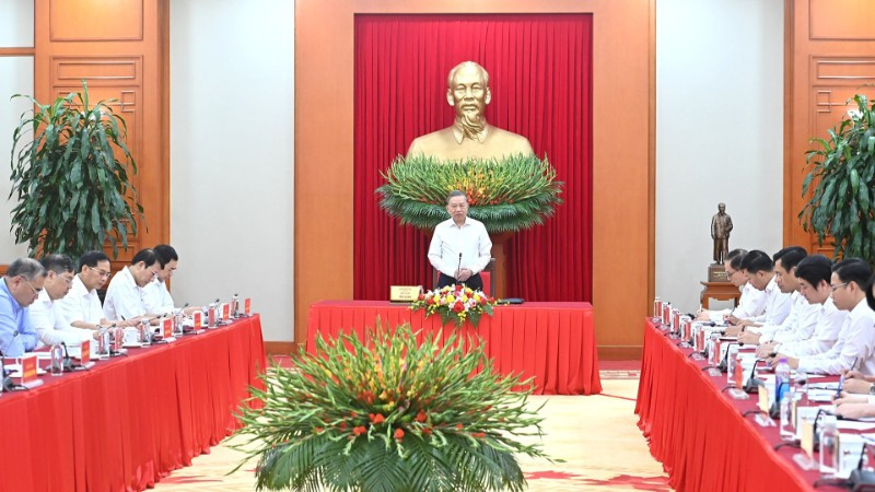 Tổng Bí thư Tô Lâm chủ trì làm việc với Đảng ủy Bộ Ngoại giao. (Ảnh: ĐĂNG KHOA)