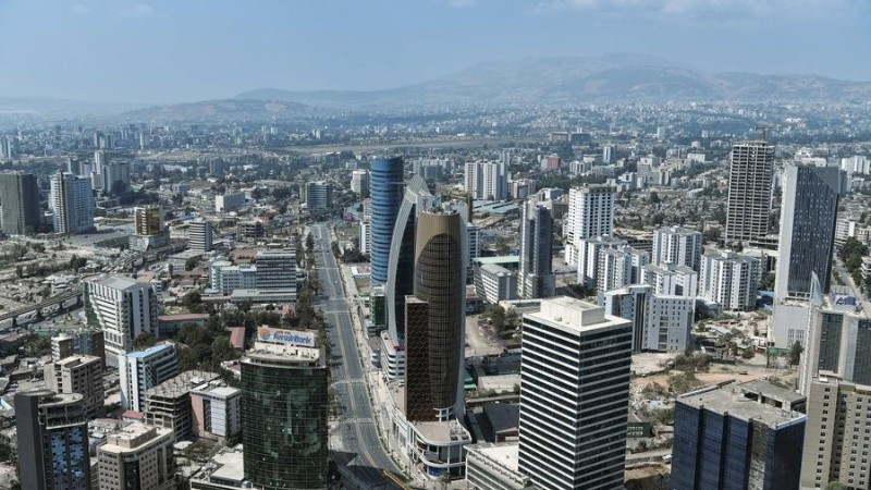 Ảnh chụp ngày 16/2/2025 cho thấy quang cảnh thành phố Addis Ababa, Ethiopia. (Ảnh minh họa: TÂN HOA XÃ)