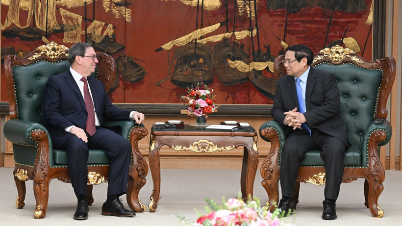 Thủ tướng Phạm Minh Chính tiếp Đặc phái viên Đảng Cộng sản Cuba, Nhà nước Cộng hòa Cuba, Ủy viên Bộ Chính trị, Bộ trưởng Ngoại giao Bruno Rodríguez Parrilla.