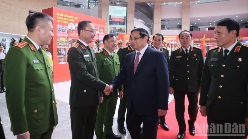 Thủ tướng Chính phủ Phạm Minh Chính tới dự và chỉ đạo Hội nghị Công an toàn quốc lần thứ 81. (Ảnh: TRẦN HẢI)