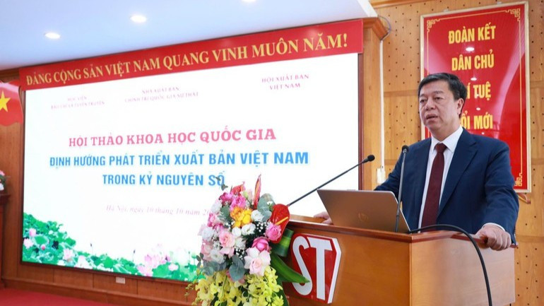 Phó Giáo sư, Tiến sĩ Vũ Trọng Lâm, Giám đốc-Tổng Biên tập Nhà xuất bản Chính trị quốc gia Sự thật. (Ảnh: TUỆ LÂM)