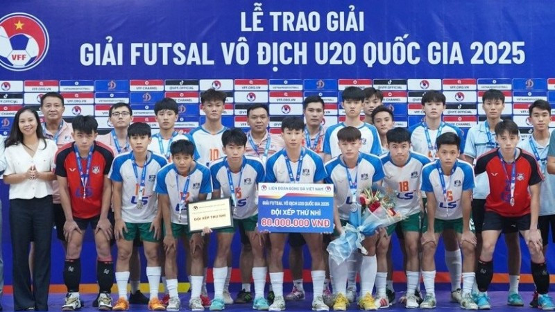 Đội U20 Thái Sơn Nam với hành vi tiêu cực "đá phản lưới nhà" vẫn vào tới chung kết và đoạt ngôi á quân giải vô địch U20 quốc gia. (Ảnh VFF)