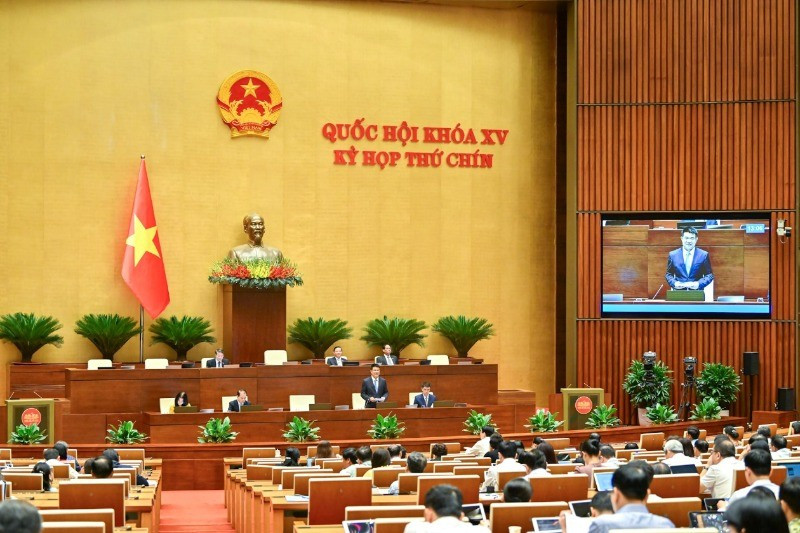 Viện trưởng Viện Kiểm sát nhân dân tối cao Nguyễn Huy Tiến phát biểu giải trình, làm rõ một số vấn đề đại biểu Quốc hội nêu. (Ảnh: DUY LINH)