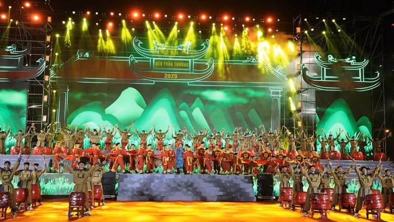 Chương trình nghệ thuật đặc sắc, quy mô lớn tại lễ khai mạc Lễ hội Trần Thương mang chủ đề “Âm vang Trần Thương-Ngàn năm sử tích”.