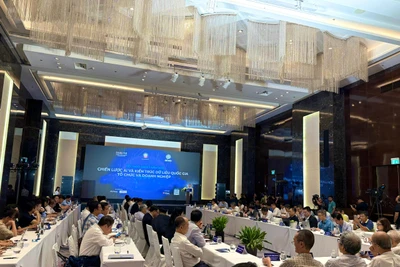 Hội thảo thu hút sự quan tâm của hơn 100 đại biểu. 