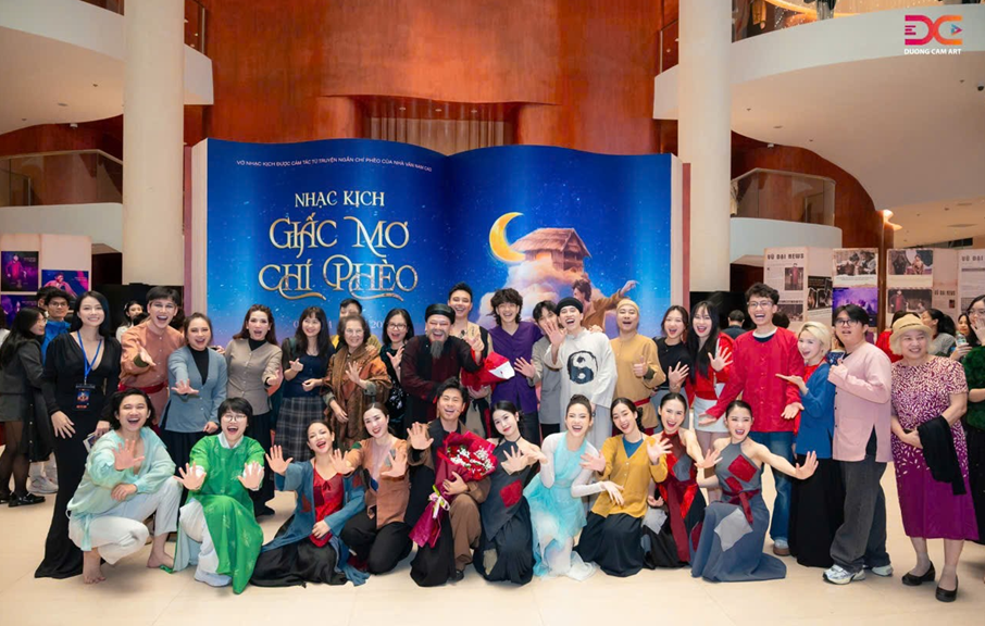 Các nghệ sĩ, diễn viên tham gia vở nhạc kịch "Giấc mơ Chí Phèo". cp20.png