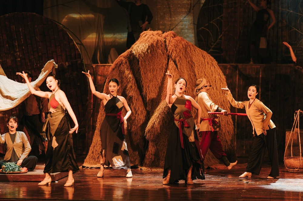 "Giấc mơ Chí Phèo" là vở nhạc kịch broadway do người Việt sản xuất mang lại nhiều cảm xúc. cp.jpg