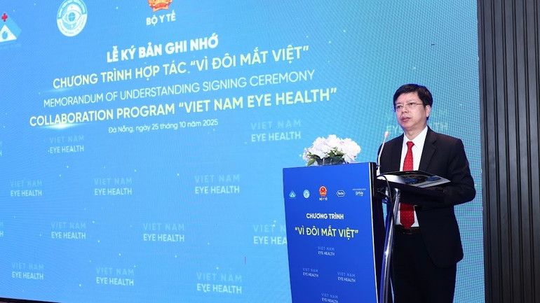 Tiến sĩ, bác sĩ Nguyễn Trọng Khoa, Phó Cục trưởng Quản lý Khám, chữa phát biểu tại lễ ký kết. tsbs-nguyen-trong-khoa-2.jpg