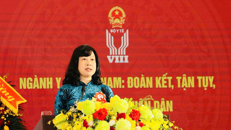 Bộ trưởng Y tế Đào Hồng Lan báo cáo tại Đại hội. td1.jpg