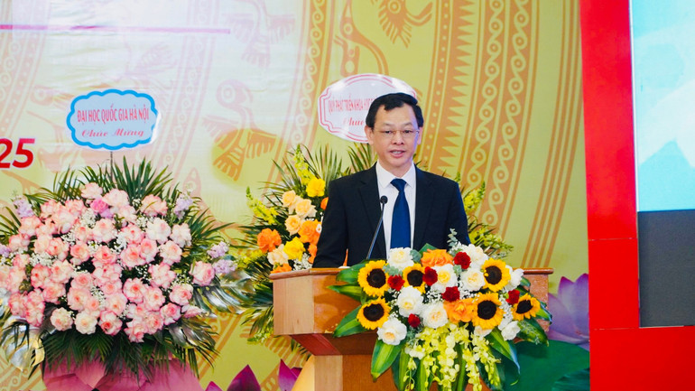 Thứ trưởng Y tế Nguyễn Tri Thức. ai1.jpg