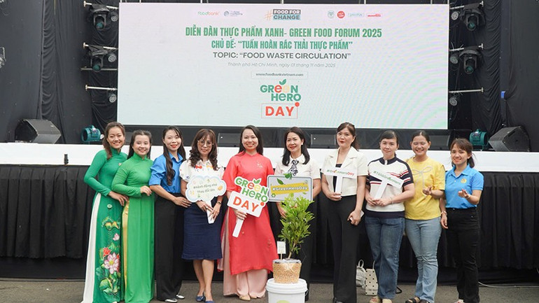 Vegetarisk matfestival 2025 innehåller många meningsfulla aktiviteter för att bygga en grön livsstil för människor. (Foto: ORGANISATIONSKOMMITTÉN) z7177533197071-9af700c25704c3f54d9c7a881af312c2.jpg