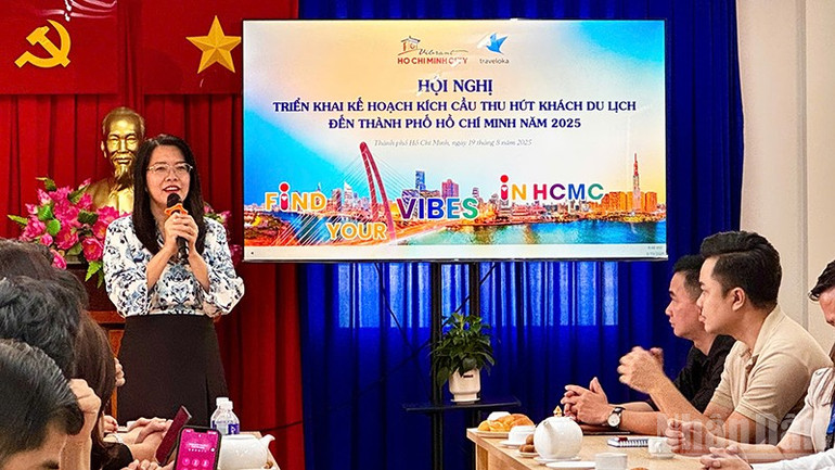 Giám đốc Sở Du lịch Thành phố Hồ Chí Minh Nguyễn Thị Ánh Hoa phát biểu tại chương trình. ndo_br_z6921972756792-5080c957a172285d82e82313ec39d3ab.jpg