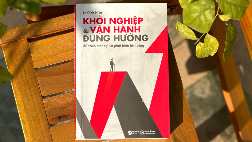 Cuốn sách ra mắt trên toàn quốc tháng 10/2025.