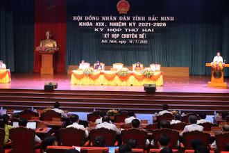 Quang cảnh kỳ họp.