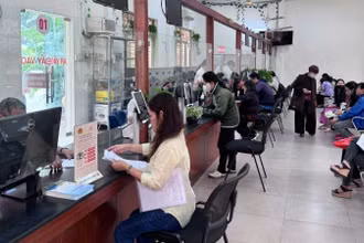 Cải cách thủ tục hành chính đang có nhiều tiến triển theo hướng thuận tiện và nhanh gọn cho nhân dân. (Ảnh: HNV)