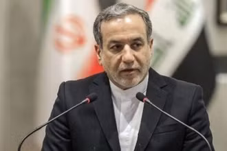 Ngoại trưởng Iran Abbas Araghchi phát biểu tại Tehran. (Ảnh: IRNA/TTXVN)